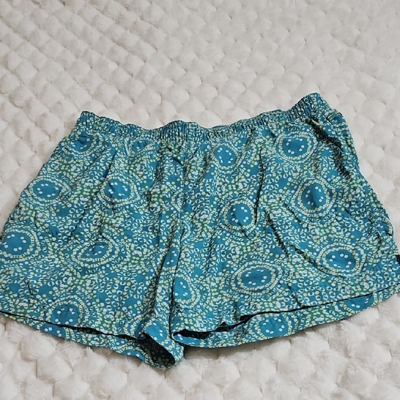 Columbia Pants - Columbia Teal and White Patterned Women's High Waist Shorts